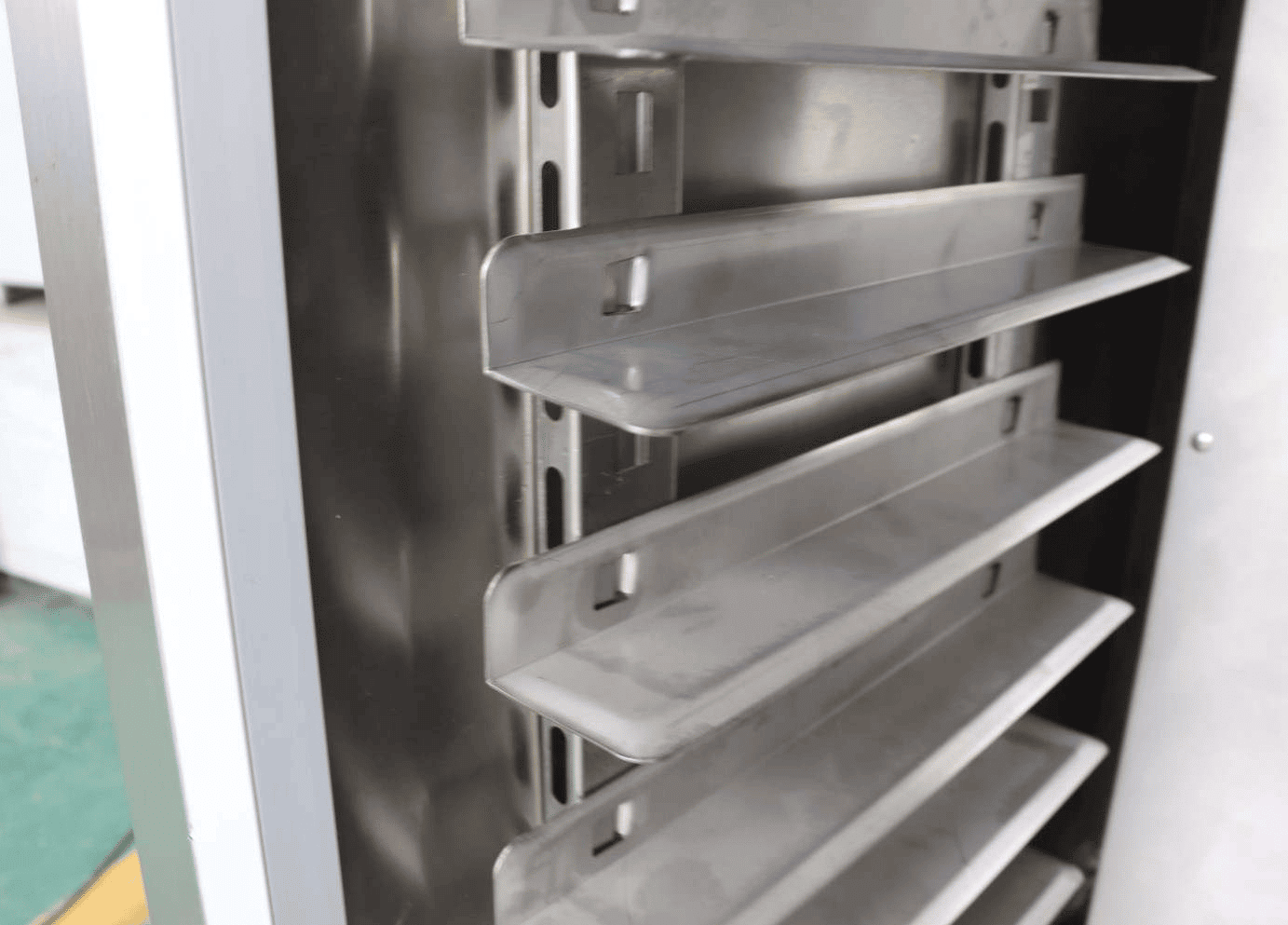 commercial refrigerator cooling system