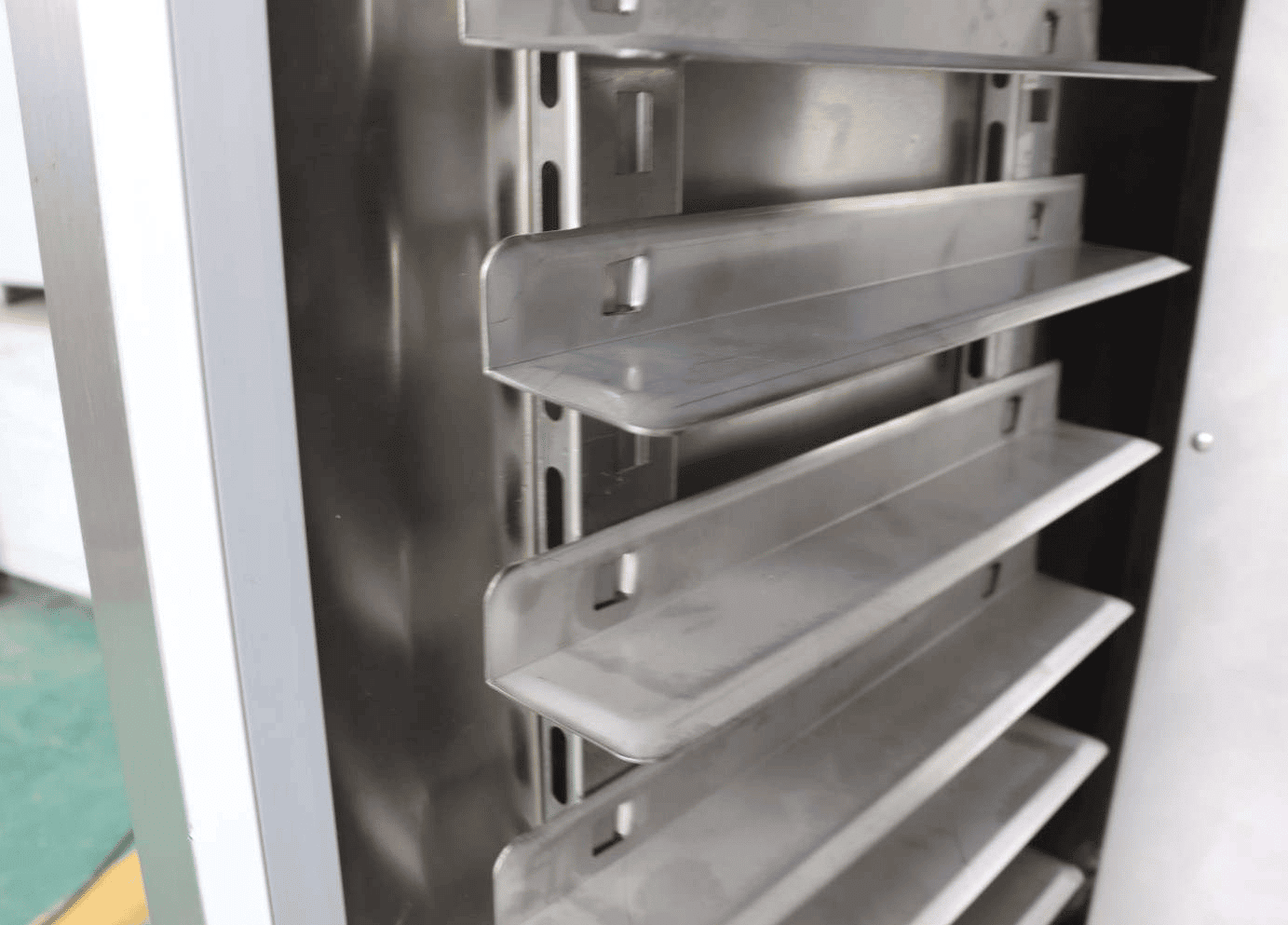 sistema de enfriamiento de refrigerador comercial