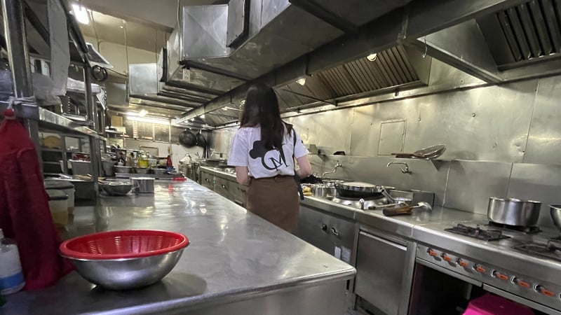 Chefmax staff visit the kitchen