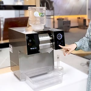 Simple bingsu machine operation process