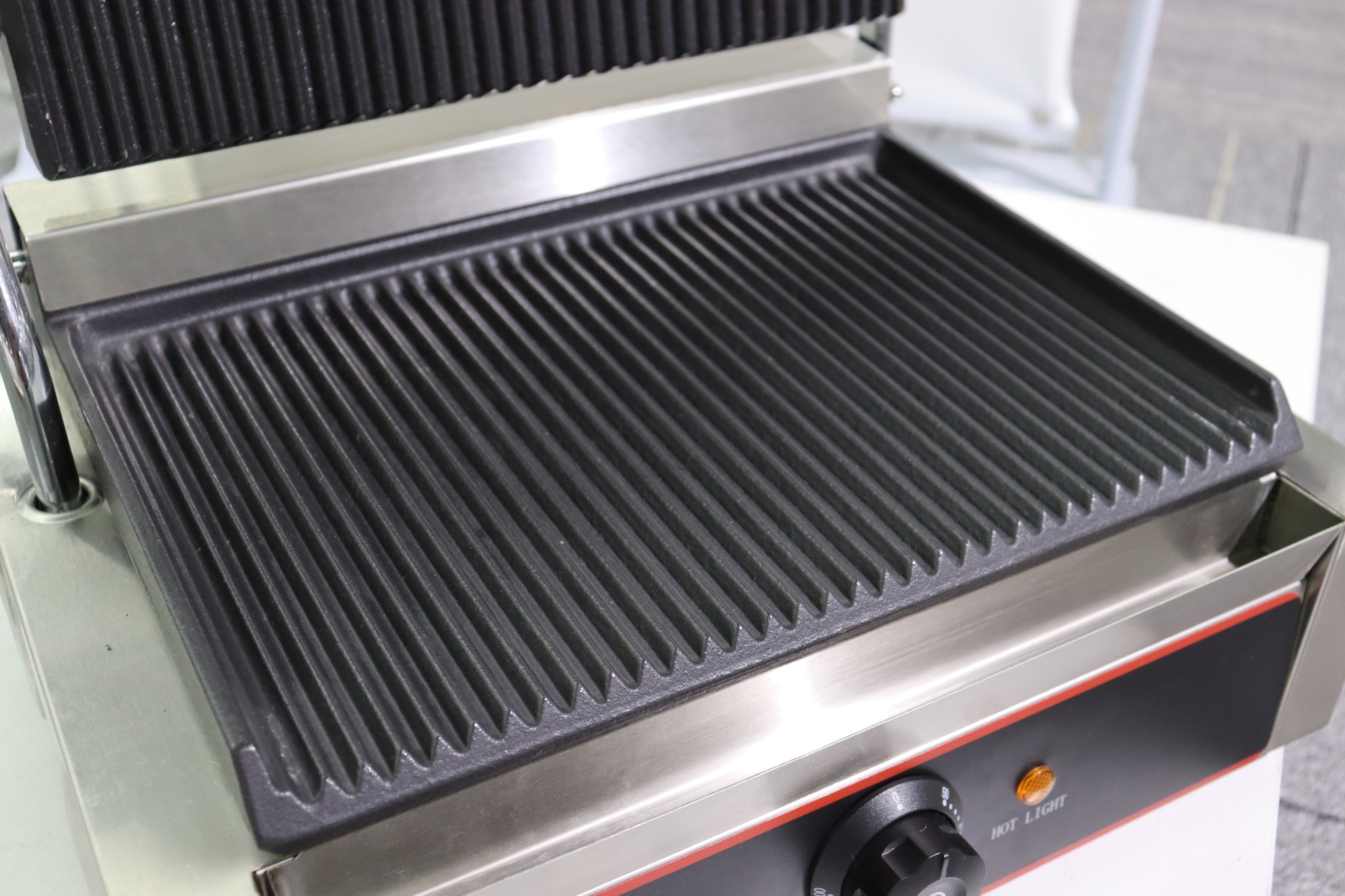 Commercial Double Panini Press Grill CMEG813 Restaurant Sandwich
