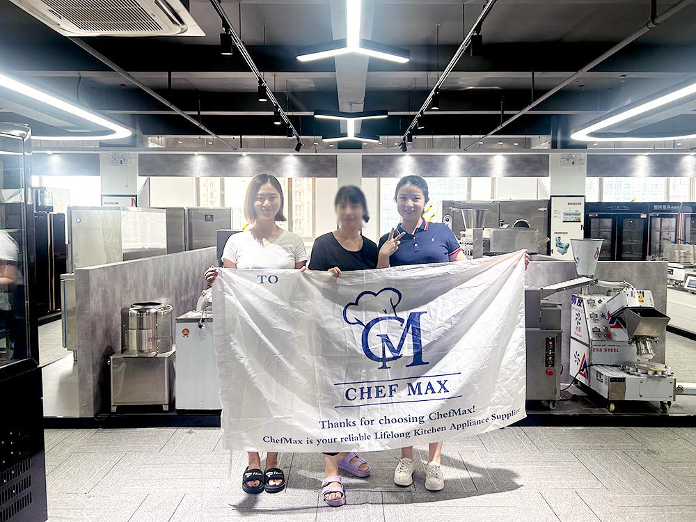 Chefmax and Miha Owners